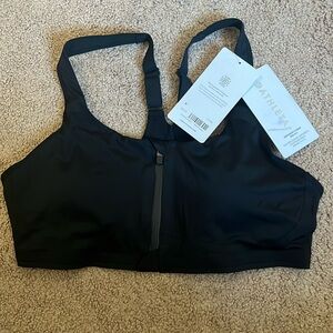 NWT Athleta Empower II Bra A-C Size M
Black